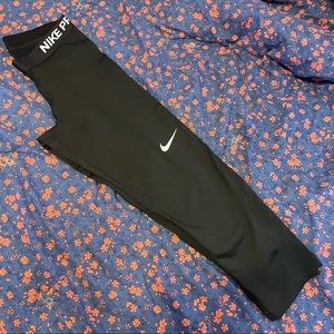 Nike Pro - cropped leggings